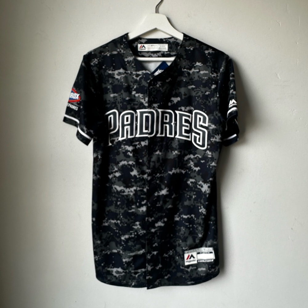 Brand new blue camo San Diego Padres youth jersey size XL